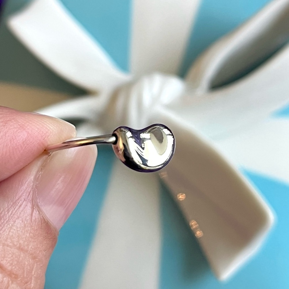 Tiffany & Co. Silver Elsa Peretti® Bean Ring - Picture 2 of 7
